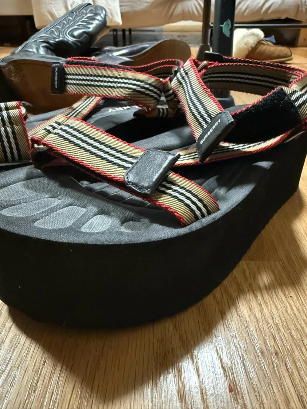 Burberry Beige, Black and Red Striped Webbing Sandal - Picture 2 of 5